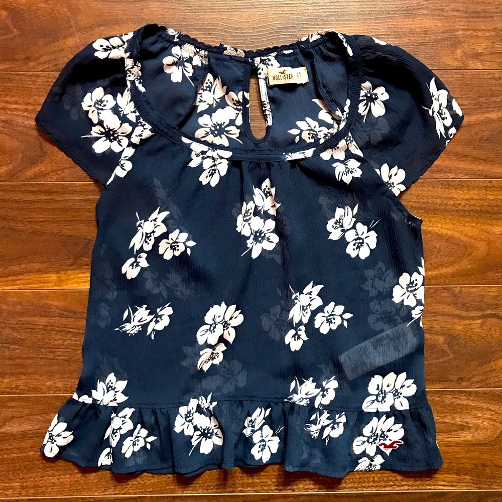 Hollister sheer top with bow detail size xs